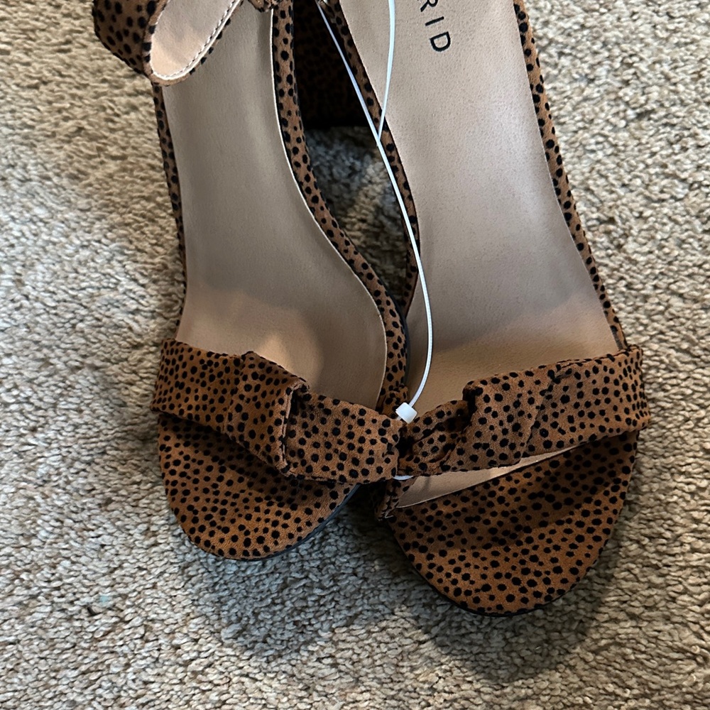 Torrid Brown and Black Spotted Heels - Picture 4 of 12